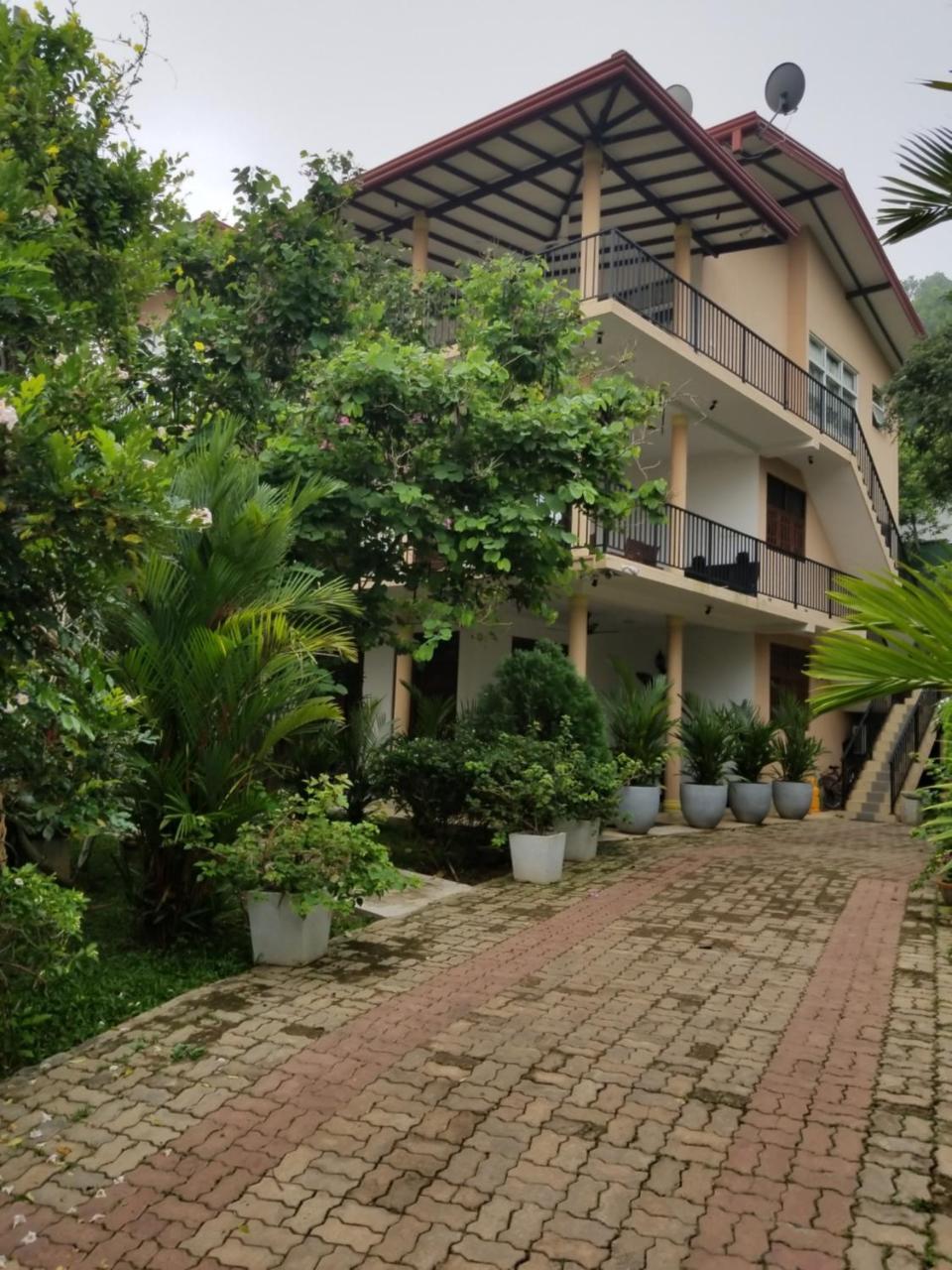 Coral Palm Villa And Apartment Unawatuna Exteriér fotografie
